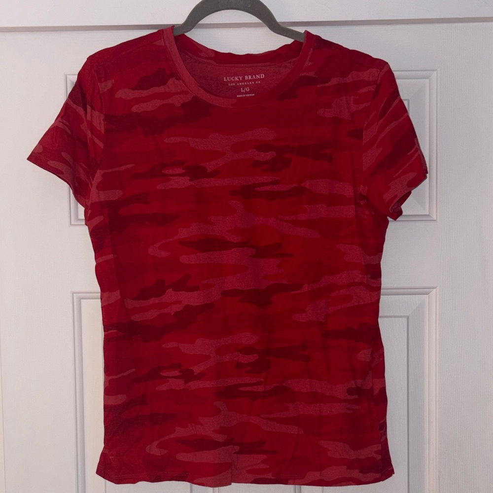 Lucky Brand Women's Red Camo Crew Neck Tee